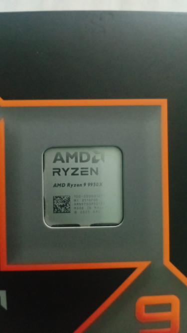 RYZEN 9 9950X CPU