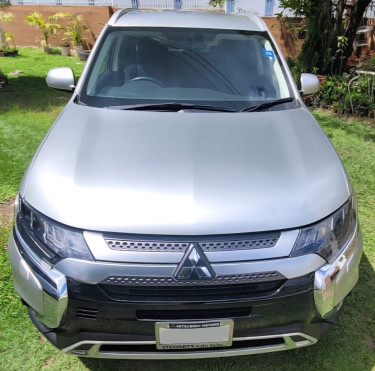 2021 Mitsubishi Outlander 