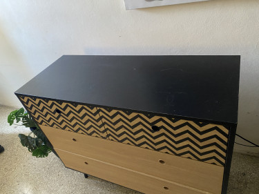 Chest Of Drawers 