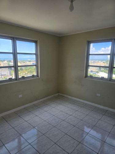 2 Bedroom
