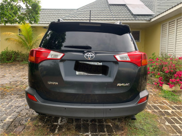 TOYOTA RAV 4 . 4 Wheel Drive