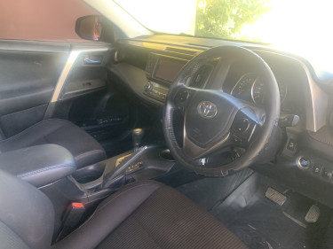 TOYOTA RAV 4 . 4 Wheel Drive