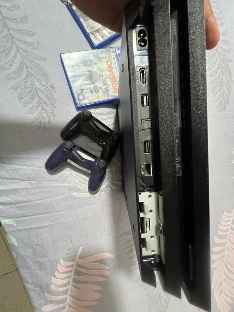 Play Station 4pro