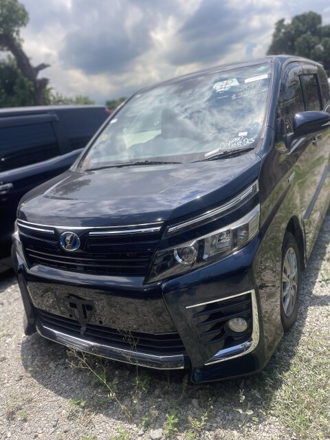 2016 Voxy