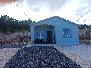 Oceanview 2 Bedrooms with Gated Security Houses Camelot Village, Discovery Bay 