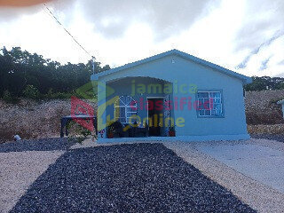 Executive 2 Bedrooms with Ocean View in St Ann Houses Camelot Village, Discovery Bay