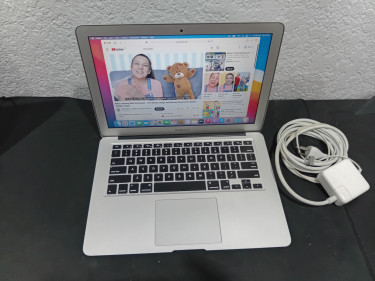  Used Apple MacBook Air 8GB RAM 128GB SSD $35,000. Laptops Half Way Tree
