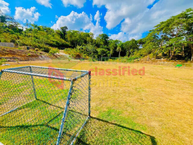 New Camelot Village, DBay, St Ann For Sale 2BR 2BT