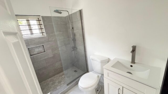 Apartment For Sale| Beatrice Crescent Patrick City