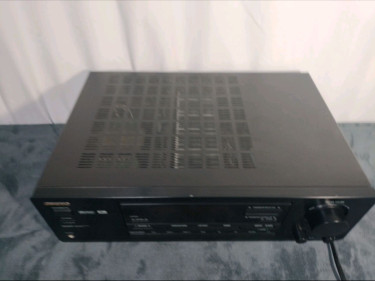 Onkyo TX-DS484 AV Receiver Works Perfectly
