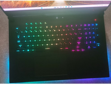 ROG STRIX RTX 4090 GAMI NG LAPTOP