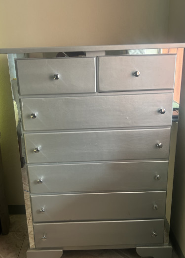 7 Drawer Chester Draw