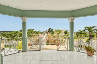7 Bedroom 