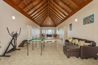 7 Bedroom 