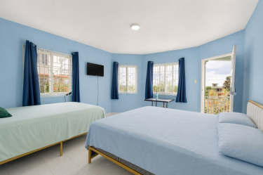 7 Bedroom 