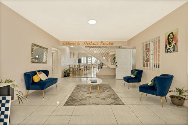 7 Bedroom 
