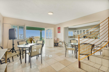 7 Bedroom 