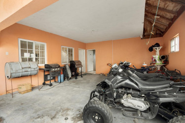 7 Bedroom 