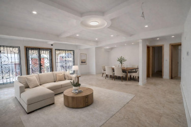 5 Bedroom 