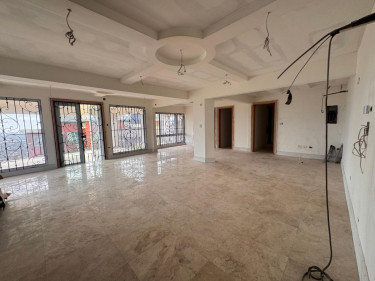 5 Bedroom 