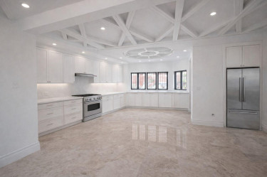 5 Bedroom 