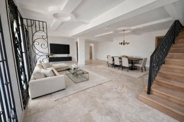 5 Bedroom 