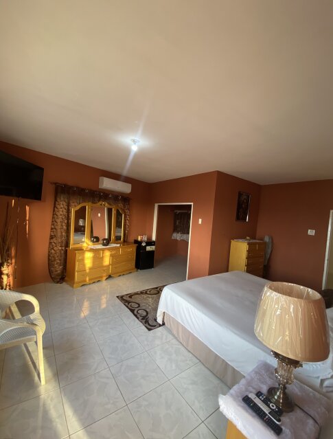 Airbnb One Bedroom With Pool And Living Area