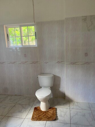 Airbnb One Bedroom With Pool And Living Area