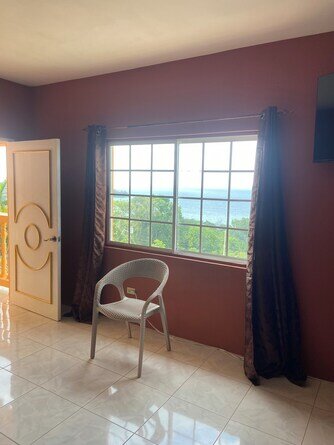 Airbnb One Bedroom With Pool And Living Area