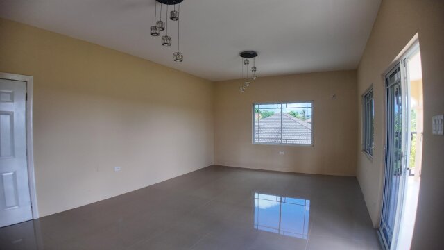 House For Sale Ingleside, Manchester