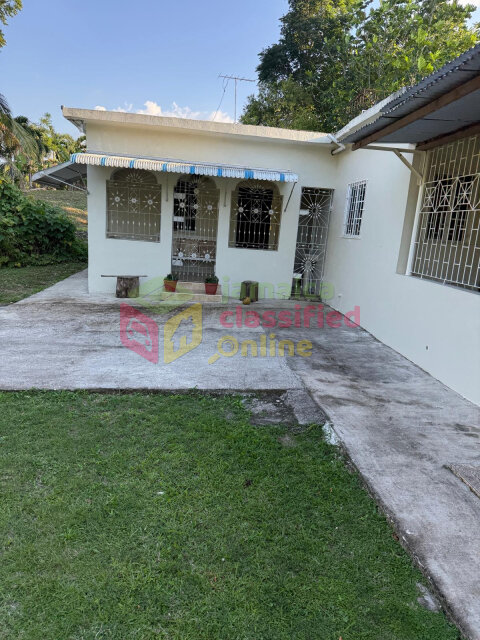 2 Acres Of Fertile Land +2 Bedrooms House