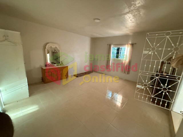 2 Acres Of Fertile Land +2 Bedrooms House