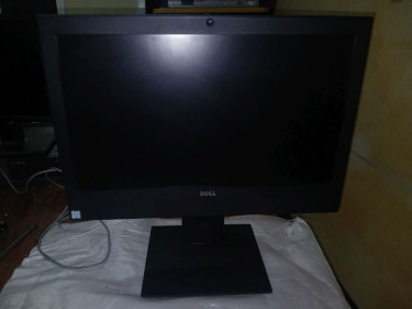 Dell OptiPlex 5250 All-in-One Desktop Desktops Kingston/Portmore