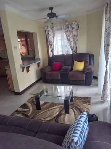 1 Bedroom Airbnb & Hotels Molynes Road 