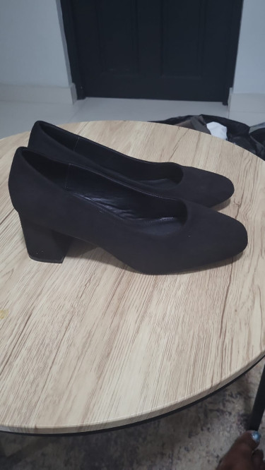 Black Suede Court Shoes Women's Shoes Mannings Hill Road