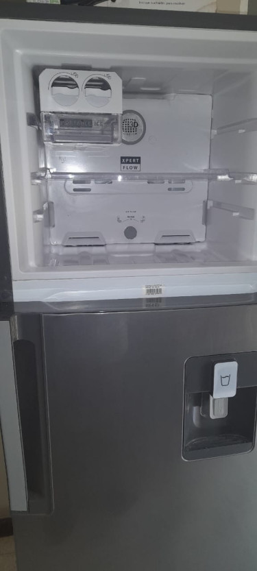 Whirlpool Refrigerator 