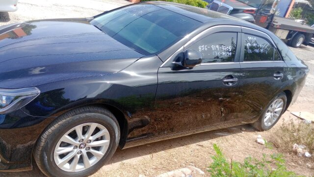2017 Toyota Mark X Cars Lancelin Avenue, Kingston