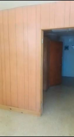 2 SHOP SPACES FOR RENT 405 SQFT EACH 