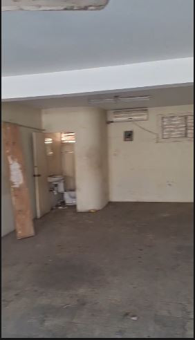 2 SHOP SPACES FOR RENT 405 SQFT EACH 