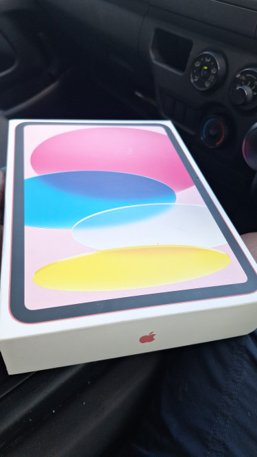 Brand New Sealed 11th Gen IPad (A16) 128GB Wi-Fi • Tablets Portmore