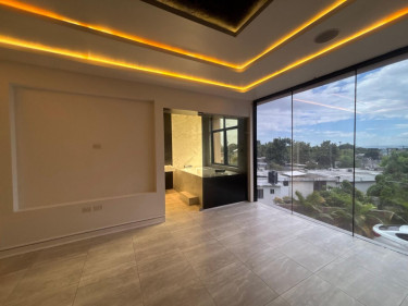 5 Bedroom