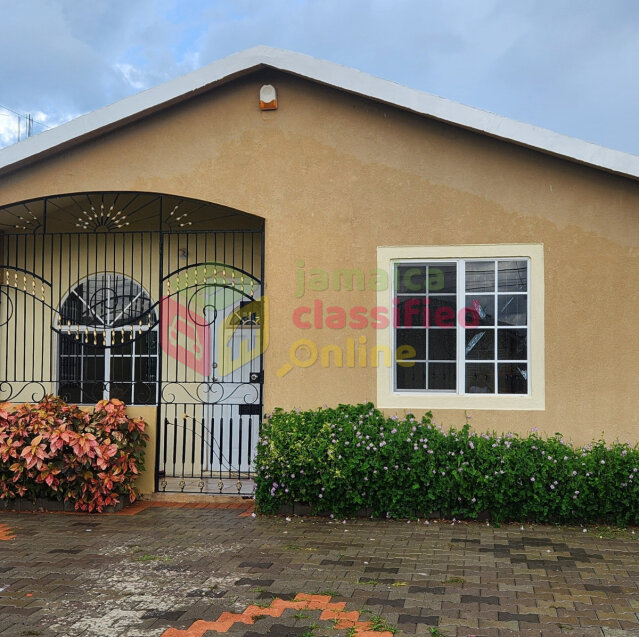 2 Bedroom Houses Phoenix Park Village