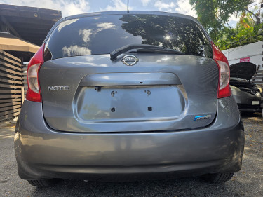 2012 Nissan Note 
