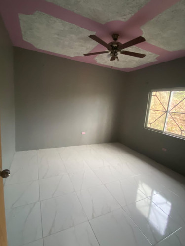 Recently Renovated 3 Bedrooms House For Rent
