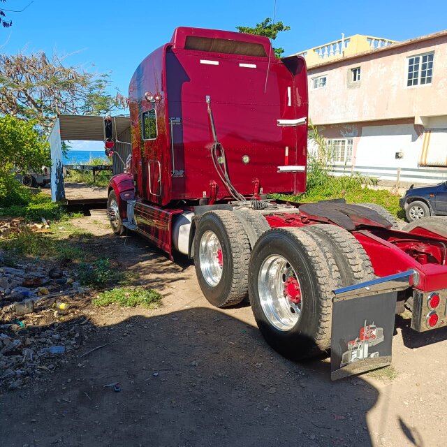 2012 386 Peterbilt