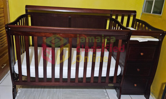 5-IN-ONE Convertible Crib Cribs & Nursery St. Catherine