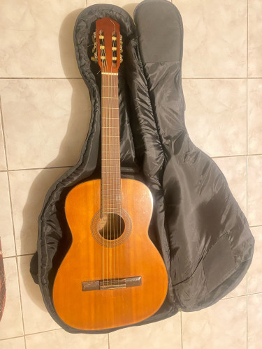 Alvarez 4103 Classical Guitar, Handmade In Japan.
