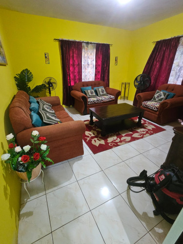 Stylish 1BR Retreat | 2 Queen Beds | Upscale Area