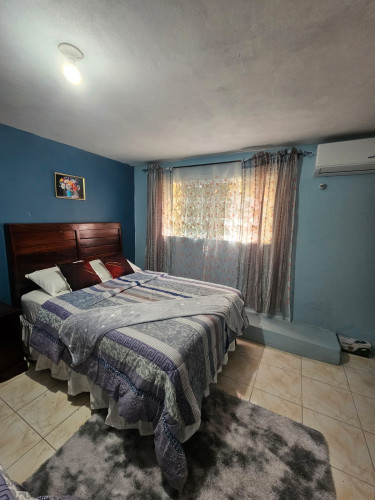 Stylish 1BR Retreat | 2 Queen Beds | Upscale Area