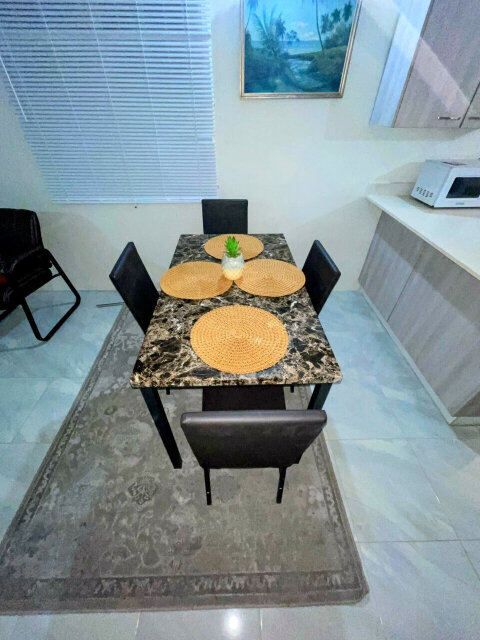Airbnb 2 Bedroom Villa In Discovery Bay Houses Camelot Village, Discovery Bay
